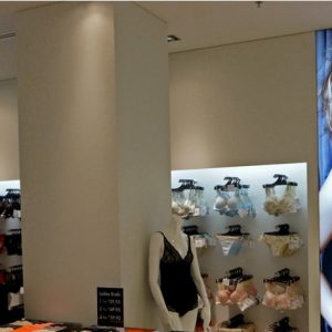 SVETLEĆA TEKSTILNA REKLAMA-2